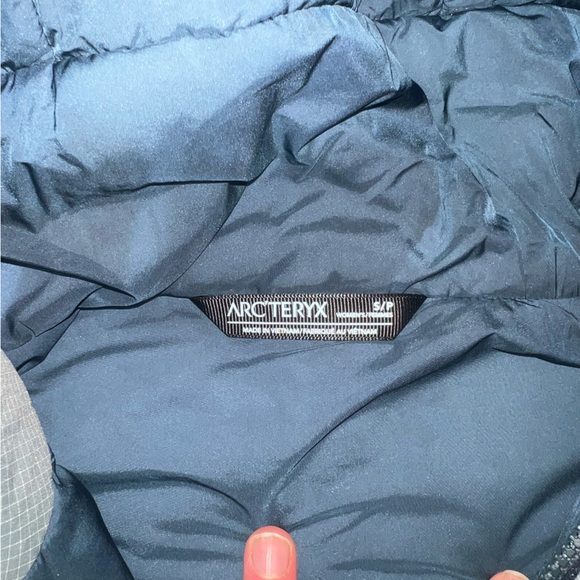 Arc'teryx women’s Insulated Rush Two-Tone Green Ski Jacket - Picture 4 of 4